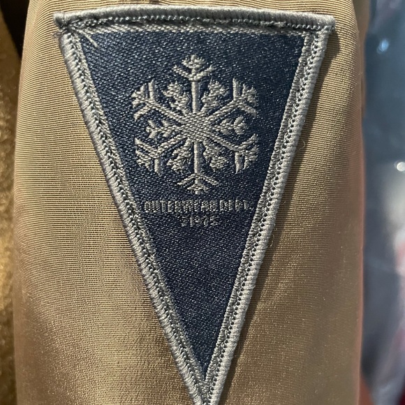 Rich Brown with Black and Gold Detailing Zara Basic Winter Coat - Picture 6 of 8